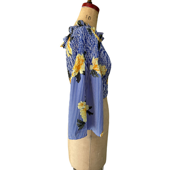 Speed Limit Women's Smocked Floral Striped Cropped Blouse Bell Sleeve L - Picture 3 of 8